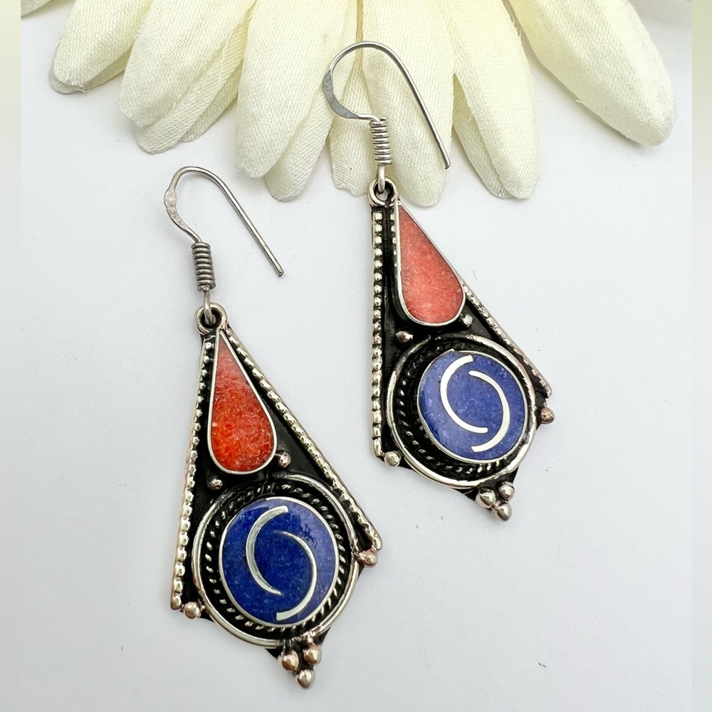 TIBETAN LAPIS/CORAL EARNINGS